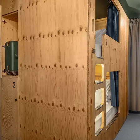 Eklo Hotels Montpellier Centre Gare Saint-Roch-2